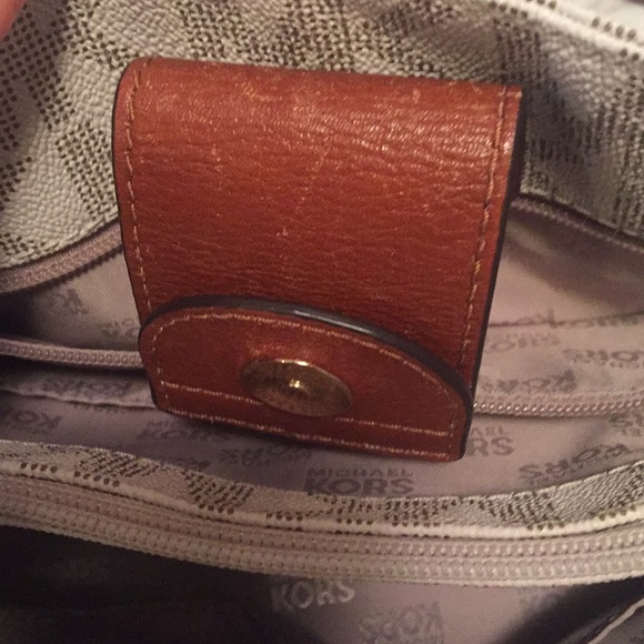 ▫️Michael Kors Handbag◻️Matching wallet available! - Picture 8 of 8